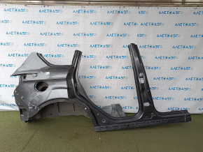 Четверть кузова задняя правая Ford Escape 2013-2019, с небольшими тычками на поверхности.