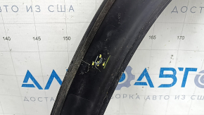 Ornament aripă stânga față Mercedes X167 GLS 450 20-23 structură, fixare ruptă, abraziuni