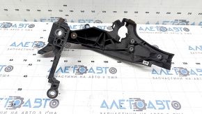 Suport bara față sub far, exterior stânga, Audi A4 B8 13-16 rest, fragment lipsă
