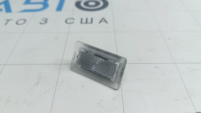 Iluminare ușă pe placa ornamentală față dreapta Tesla Model 3 18-23