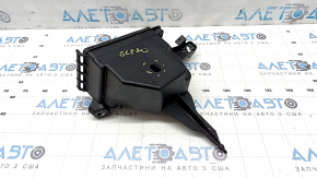 Carcasa cutiei de siguranțe de sub capota modelului Mercedes X167 GLS 450 580 20-26 nu este o gaură din fabrică