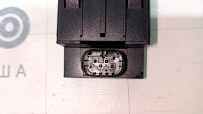 Priză consolă centrală Mercedes X167 GLS 450 580 20-23 115V SUA, zgârieturi