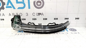 Поворотник зеркала левый Audi A4 B9 17-25