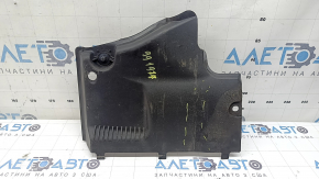 Protecție față stânga caroserie Audi A4 B8 08-16 crăpată