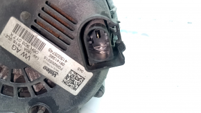 Generatorul modelului Audi A4 B8 13-16 rest 2.0T este zgomotos