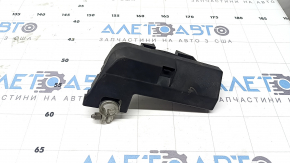 Клемма плюсовая АКБ Audi A4 B8 08-16 без пиропатрона, в багажнике