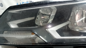Фара передняя левая VW Passat b8 16-19 USA галоген, под полировку, потерта, паутинка