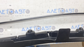 Бампер передний голый Toyota Camry v70 21-24 LE\XLE без парктроников, сломан по центру, царапина