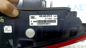 Lampă LED capotă portbagaj dreapta Audi A3 8V 17-20 4d, sticlă spartă, crăpată