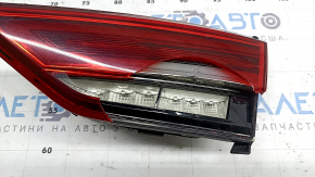 Lampă LED capotă portbagaj dreapta Audi A3 8V 17-20 4d, sticlă spartă, crăpată
