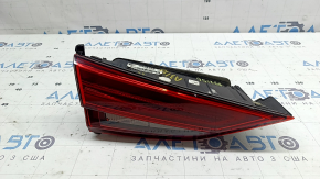 Lampă interioară hayon stânga Audi A3 8V 17-20 4d LED, uzată