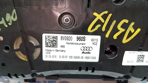 Щиток приборов Audi A3 8V 17-18 монохром, 116к, царапины