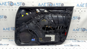 Обшивка двери карточка передняя левая Audi A3 8V 15-20 4d, 5d, черная, кожа, подлокотник кожа черная, серый молдинг, царапины