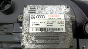 Фара передняя правая в сборе Audi A3 8V 17-20 xenon hid с нижним креплением, под полировку, царапины, желтит DRL