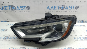 Фара передняя левая в сборе Audi A3 8V 17-20 xenon hid с нижним креплением, под полировку, царапины, желтит DRL