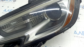 Фара передняя левая в сборе Audi A3 8V 17-20 xenon hid с нижним креплением, под полировку, царапины, желтит DRL