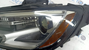 Фара передняя левая в сборе Audi A3 8V 17-20 xenon hid с нижним креплением, под полировку, царапины, желтит DRL