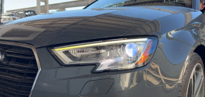 Фара передняя левая в сборе Audi A3 8V 17-20 xenon hid с нижним креплением, под полировку, царапины, желтит DRL