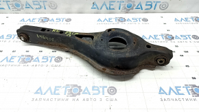 Maneta inferioară a arcului de suspensie spate stânga Ford Escape MK3 13- ruginită, silentblocul trebuie înlocuit
