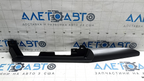 Ornamente superioare centrale ale panoului frontal gri închis al modelului Chevrolet Equinox EV 24-26