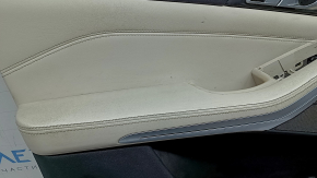 Обшивка двери карточка передняя левая BMW X7 G07 19-22 кожа черная Schwarz, вставка под дерево, с ручкой, подлокотник и вставка кожа Elfenbein-Weiss, царапины, под химчистку