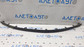 Bordura barei de protecție față a modelului Honda Accord 13-17 este uzată