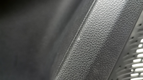 Ornament ușă, spate stânga, Chevrolet Equinox EV 24-26, negru, inserție superioară, piele neagră, cotieră din cauciuc negru, mâner cromat, cu iluminare din spate, fără butoane și cablaje, zgârieturi
