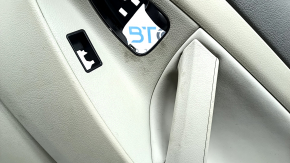 Ornament ușă, placă spate dreapta, Toyota Camry v40 07-11, bej cu maro, inserție din plastic, cotiera din piele bej, se poate curăța chimic, plasticul s-a albit, zgâriat