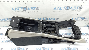 Consolă centrală BMW X7 G07 19-25 Elfenbein-Weiss, zgârieturi, se poate curăța chimic