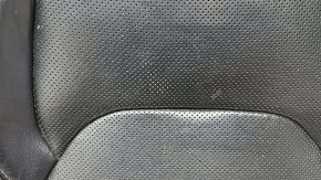 Tapițerie pernă scaun pasager Jeep Cherokee KL 19-23, piele neagră, perforată, pentru ventilație, încălzită, uzată, necesită curățare, suportul ventilatorului este rupt