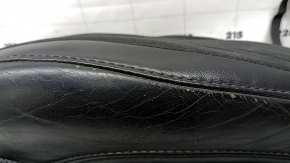 Tapițerie pernă scaun pasager Jeep Cherokee KL 19-23, piele neagră, perforată, pentru ventilație, încălzită, uzată, necesită curățare, suportul ventilatorului este rupt