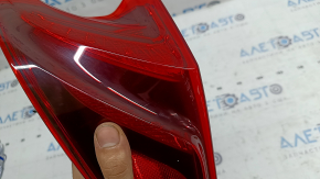 Zgârieturi pe stopul aripii exterioare dreapta Toyota Prius 50 Prime 17-22