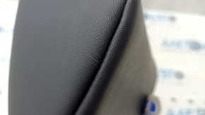 Подголовник 2 ряда правый Nissan Rogue 21-26 кожа черная, потерт