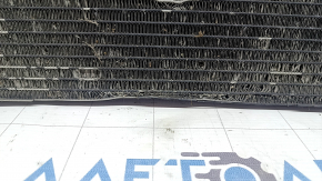 Condensatorul radiatorului de aer condiționat Audi A3 8V 15-20 1.4T, 1.8T, 2.0T, cu faguri, a căzut și s-a zdrobit