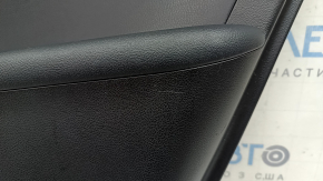 Ornamente ușă spate dreapta Toyota Prius 50 Prime 17-22 negru, inserție piele neagră, cotiera piele neagră, cu buton, zgârieturi