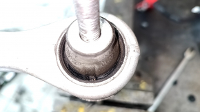 Braț de control dreapta față sus BMW X7 G07 19-26 Silent block-uri standard, rupte