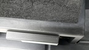 Ornament arc dreapta Nissan Rogue 21-26 negru, sub podea solidă, fabricat în SUA, zgârieturi