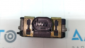 Suport defect pentru senzorul de unghi mort BSM dreapta Audi Q3 83A 19-25
