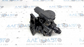 Корпус термостата VW Passat 18-19 2.0T