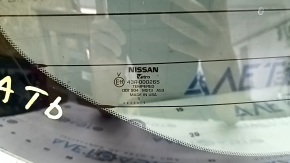 Стекло заднее двери багажника Nissan Rogue 21-26