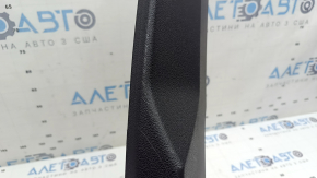 Ornament stâlp central dreapta jos Audi A4 B9 17-25 negru, zgârieturi