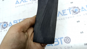 Apărătoarea de noroi de la bara față, dreapta, Audi A4 B9 17-25, este uzată
