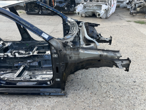 Четверть передняя правая VW Passat 16-19 USA на кузове, черная
