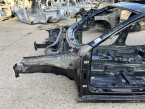 Четверть передняя левая VW Passat b8 16-19 USA на кузове, черная