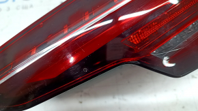 Lampă LED capotă portbagaj dreapta pentru Audi A4 B9 20-25 sedan, cu capac, crăpătură sub sticlă