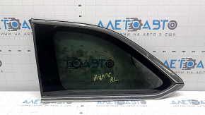 Форточка глухое стекло задняя левая Toyota Highlander 14-19 хром, тонировка, антенна, царапины