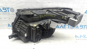 Ansamblu far dreapta față Chevrolet Equinox EV 24-26 cu unitate, fragment de fixare lipsă, fisură la fixare