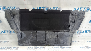 Защита двигателя Audi A4 B9 19-25 затерта, трещина