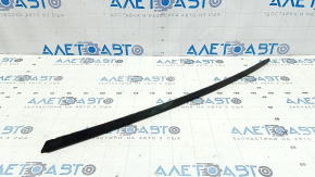 Bandă parbriz dreapta Audi Q3 83A 19-25 neagră, zgârieturi