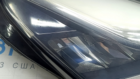 Фара передняя правая Tesla Model Y 20-25 LED без крепления, царапины, сломана напрявляющая